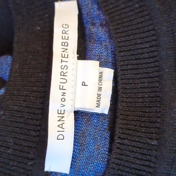 Diane von Furstenberg "Estelle" Zebra Stripe Relaxed Fit Sweater- Sz. Sm - Picture 5 of 9